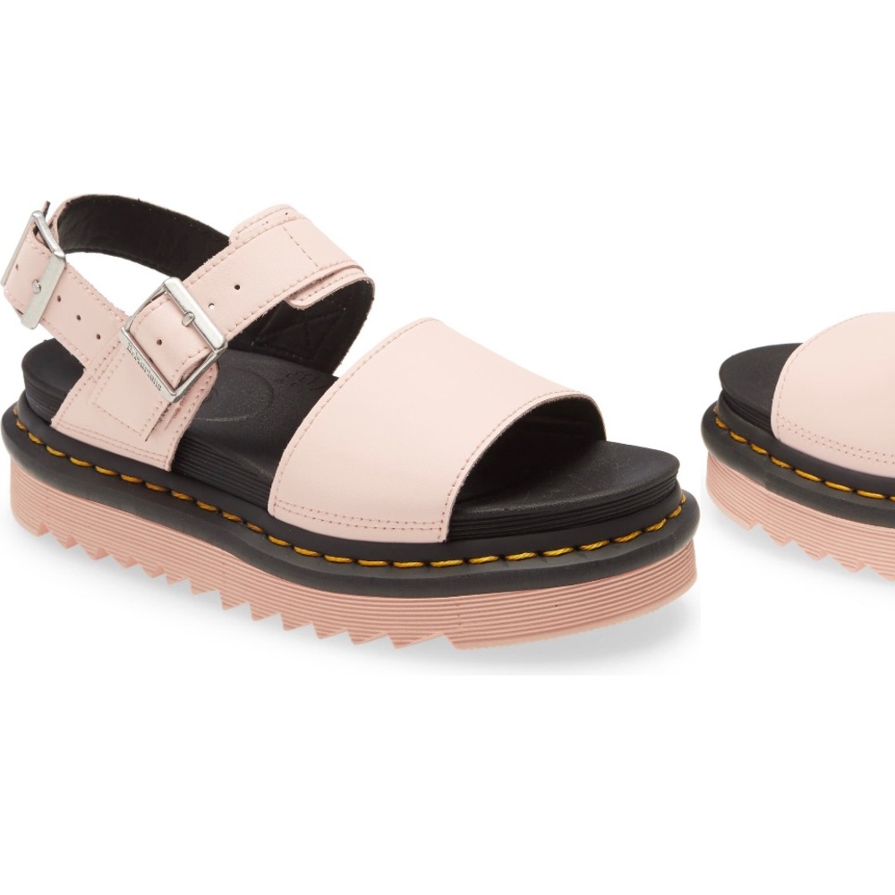 Pink Dr martens - sz 9